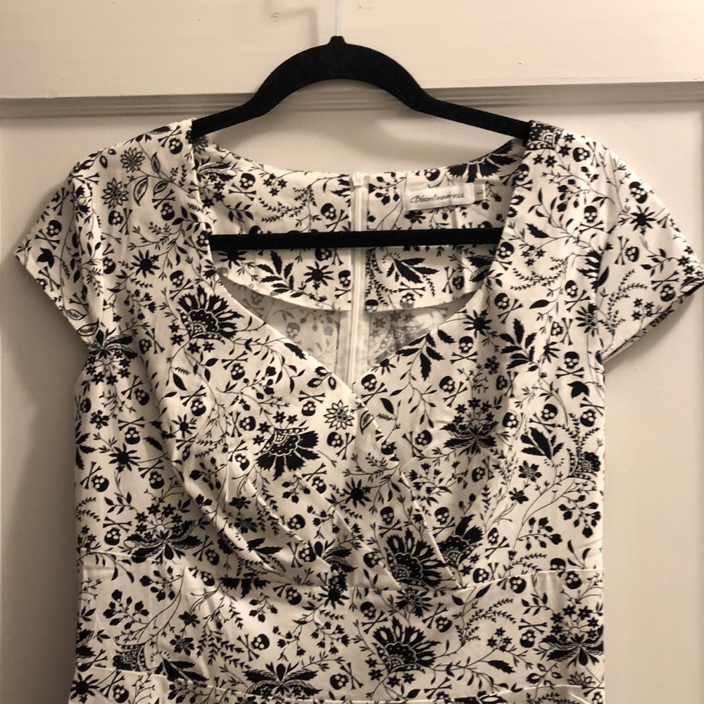 Capped Sleeve Skull Dress